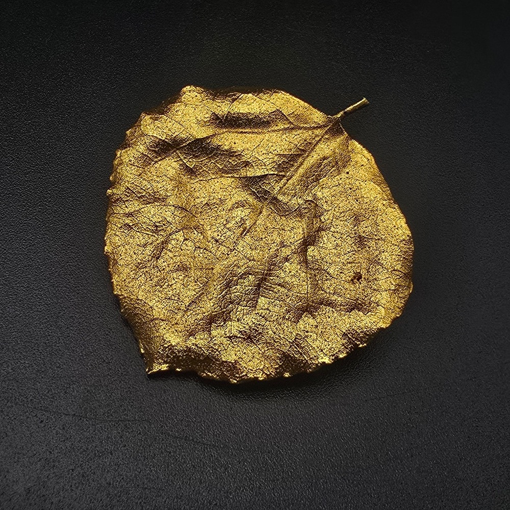 Gold Tone Leaf Brooch Texture Classic Vintage Costume Jewelry Fall Autumn